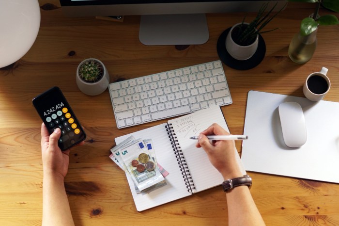 Tips menghindari jebakan pengeluaran gaji UMR