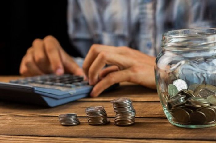 Tips menabung efektif dengan gaji UMR untuk pemula