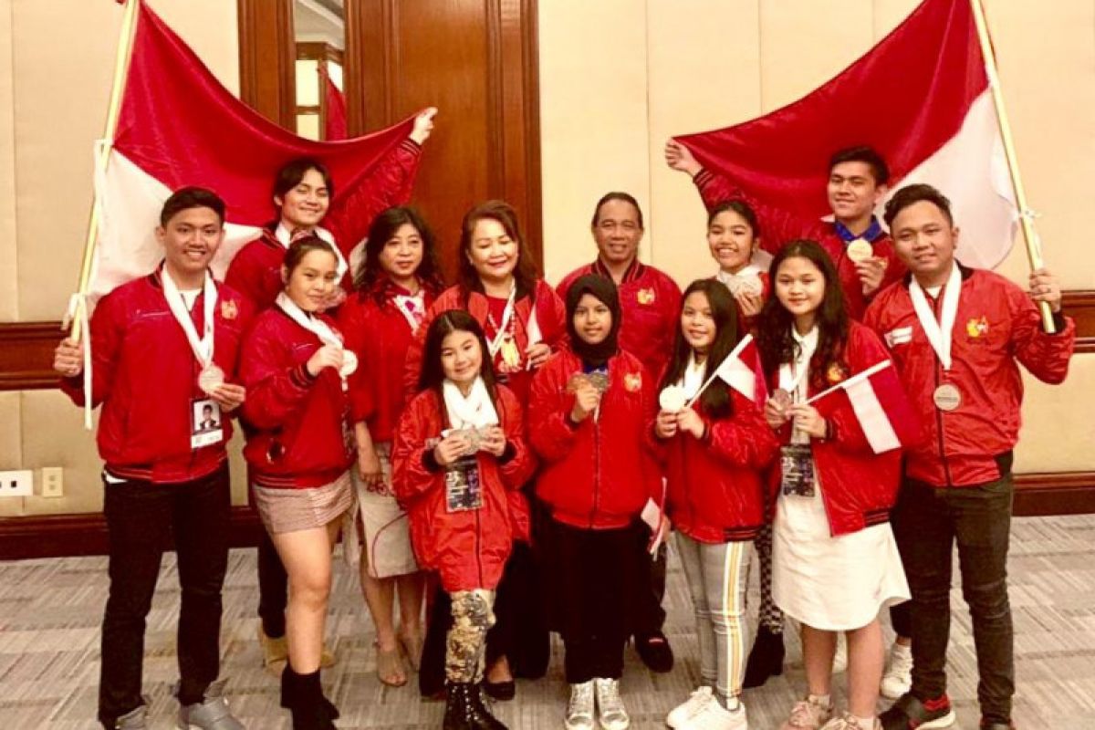 Prestasi membanggakan artis Indonesia minggu ini