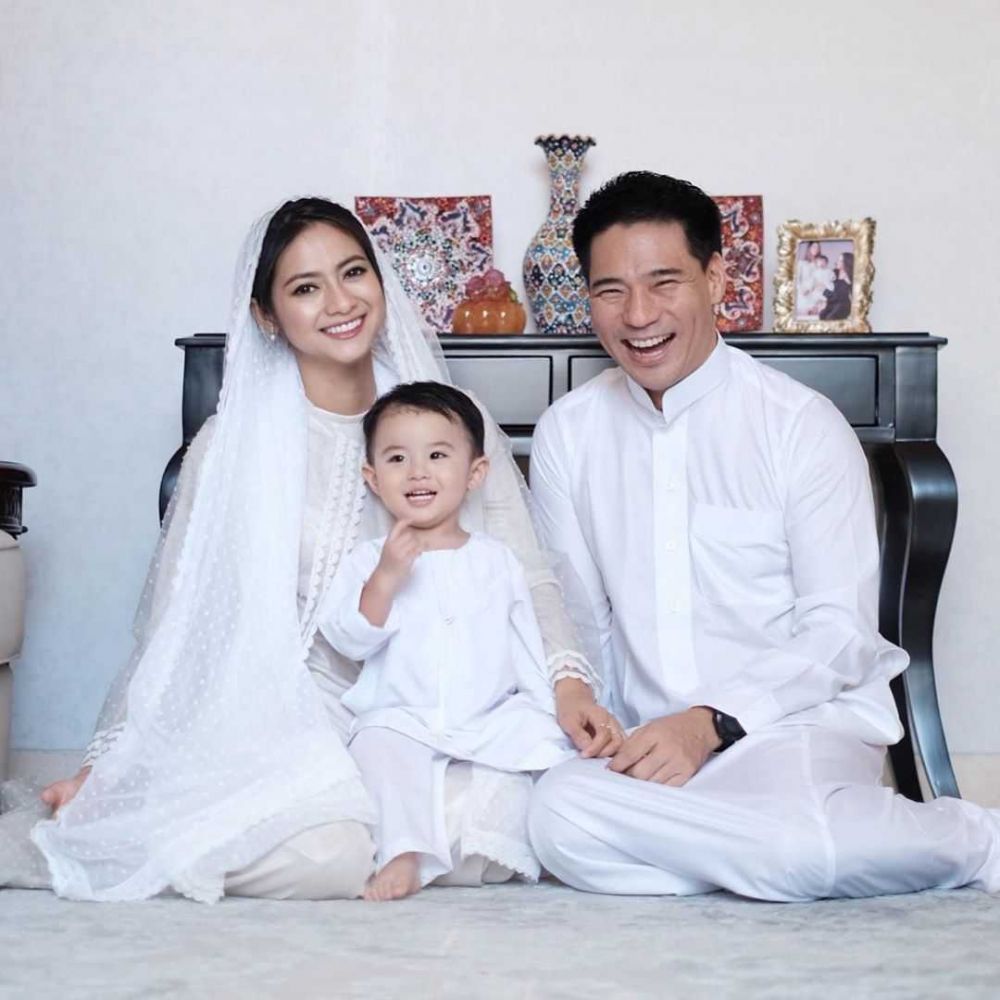 Artis Indonesia yang hamil Desember 2024