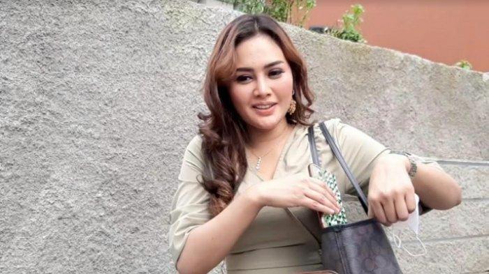 Gosip terkini seputar kehidupan pribadi artis Indonesia