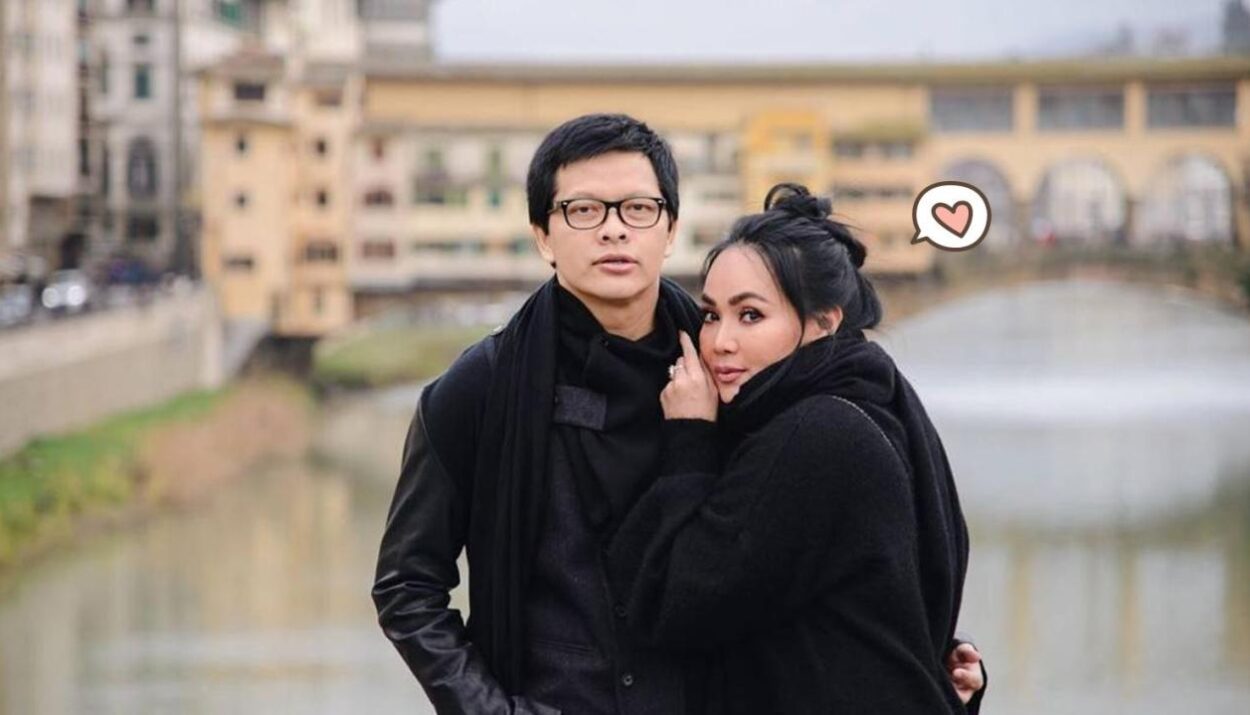 Bagaimana artis Indonesia menjaga hubungan baik dengan fansnya