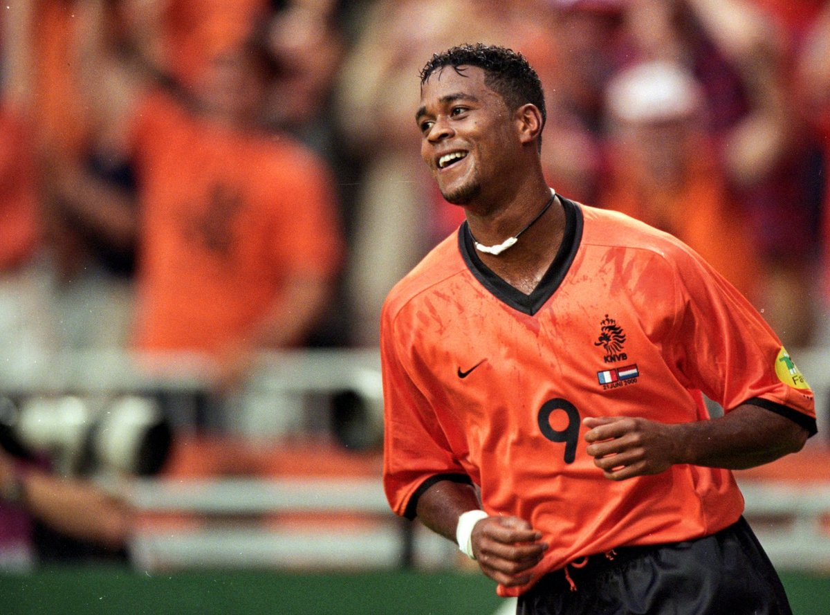 Kontribusi Patrick Kluivert dalam pengembangan sepak bola Indonesia