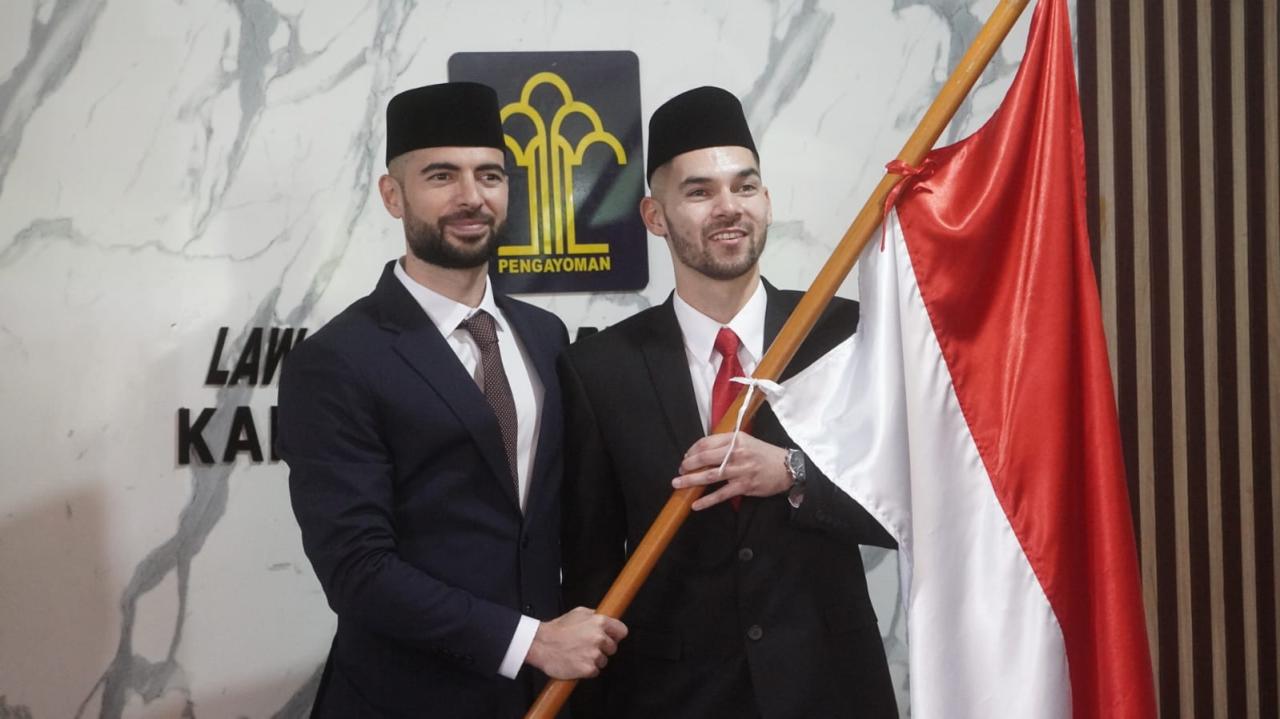 Dampak naturalisasi pemain sepak bola terhadap prestasi Timnas Indonesia